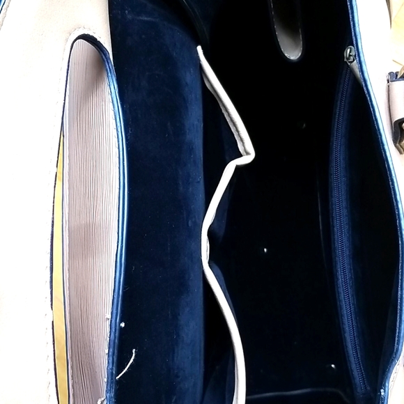 Tan Faux Leather Extra Large Shoulder Tote Bag With Removable Strap - Picture 9 of 16